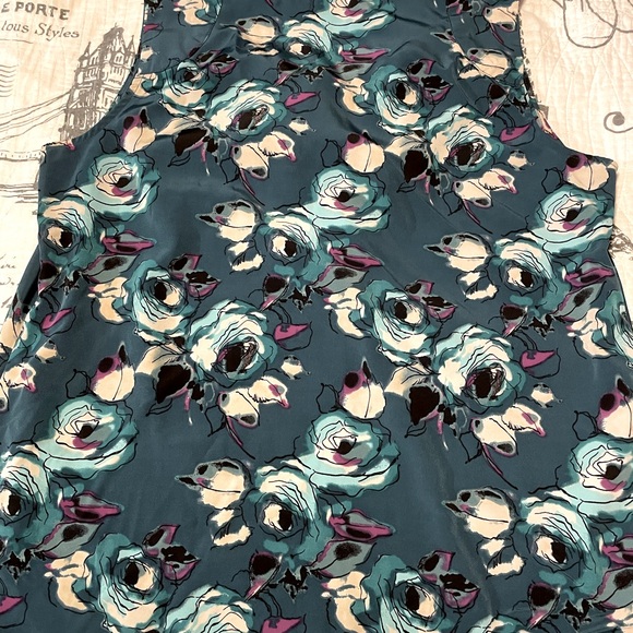 212 Collection floral print drape neck blouse size L - Picture 2 of 3